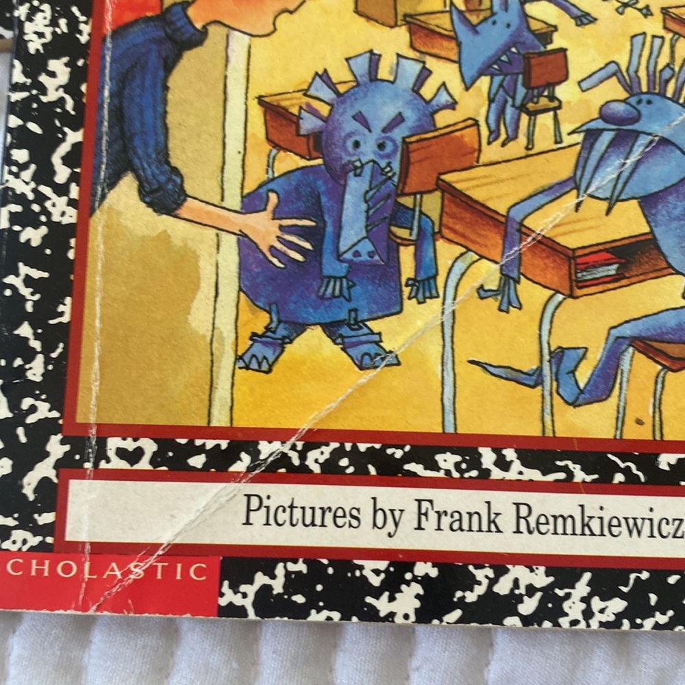 Horrible Harry -Chapter Books - Picture 4 of 6